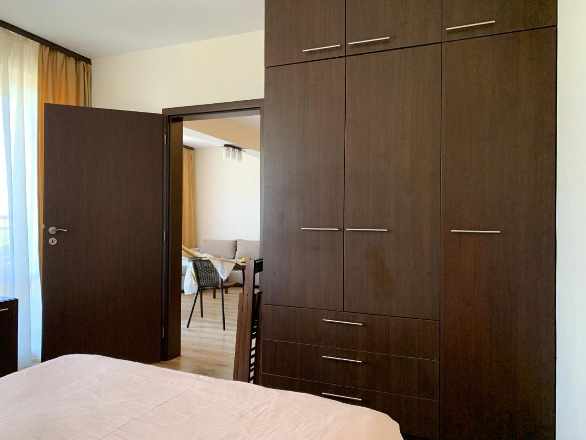 Аппартамент Pines Beach Resort Бяла Экстерьер фото
